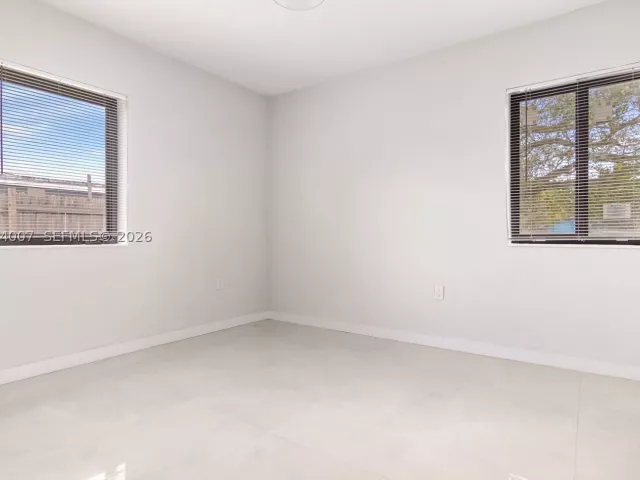 Продажа дома по адресу 1910 NW 134th St - фото 8916696