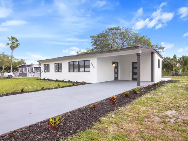 Продажа дома по адресу 1910 NW 134th St - фото 8916689