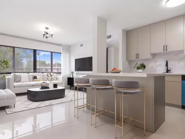 Продажа дома по адресу 1910 NW 134th St - фото 8916691