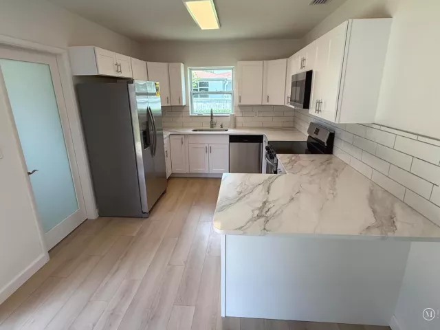 Продажа дома по адресу 1417 Willow Road - фото 8900805