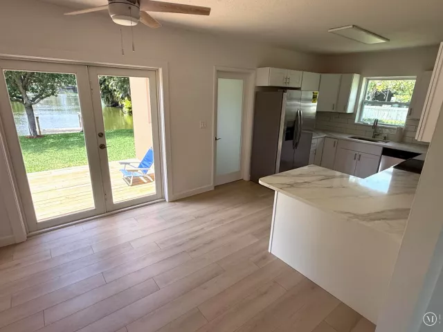Продажа дома по адресу 1417 Willow Road - фото 8900807