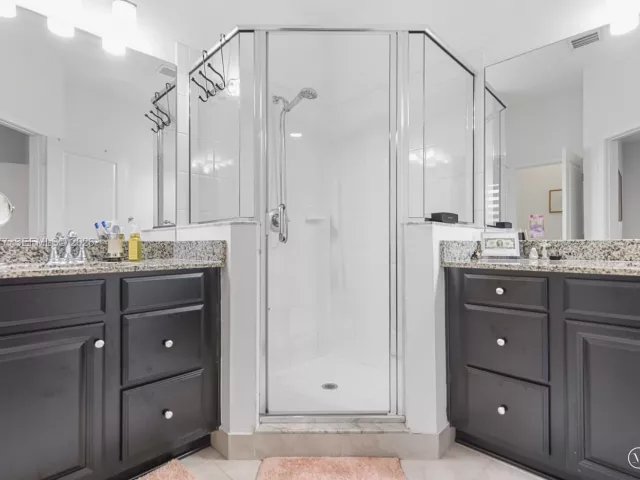 Продажа дома по адресу 10972 SW 235th Ln - фото 7646242