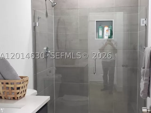 Продажа дома по адресу 613 NW 10th St - фото 9173878