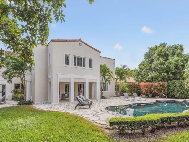 Продажа дома по адресу 319 Mendoza Ave - фото 7649490