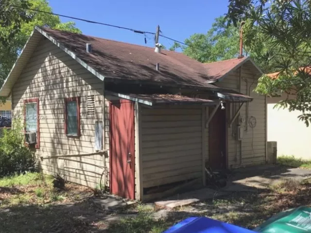 Продажа дома по адресу 2430 SW 25th Ter - фото 7655827