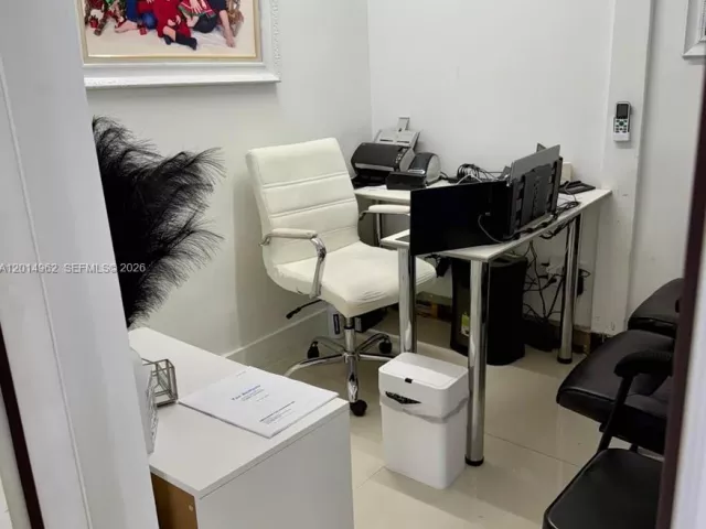 Продажа дома по адресу 19527 NW 50th Ct - фото 7652489