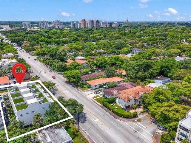 Продажа дома по адресу 345 Madeira Ave 345 - фото 8244211