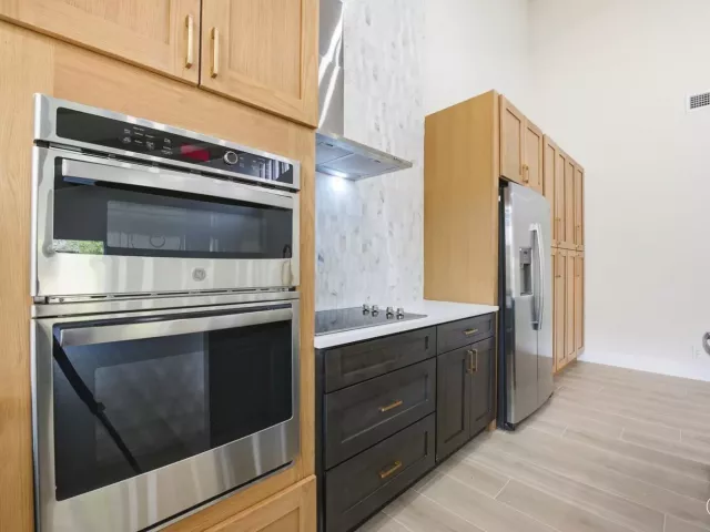 Продажа дома по адресу 2908 NW 24th Way - фото 8895124