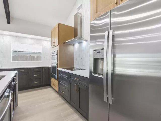 Продажа дома по адресу 2908 NW 24th Way - фото 8895127