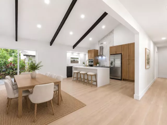 Продажа дома по адресу 2908 NW 24th Way - фото 8895115
