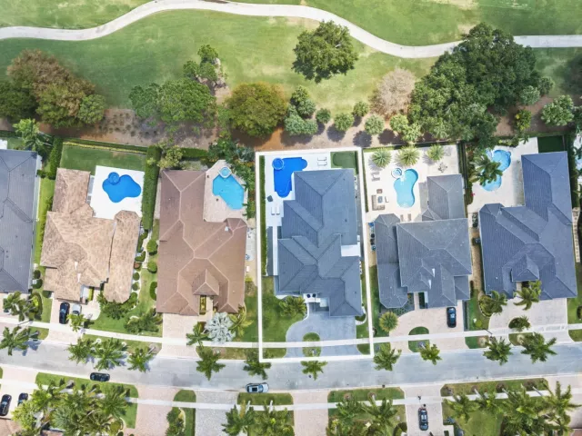 Продажа дома по адресу 16014 Laurel Creek Drive - фото 8911508