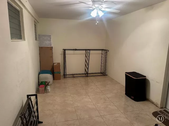 Продажа дома по адресу 1631 NE 157th Terrace - фото 9357596