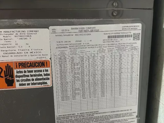 Продажа дома по адресу 1631 NE 157th Terrace - фото 9357603