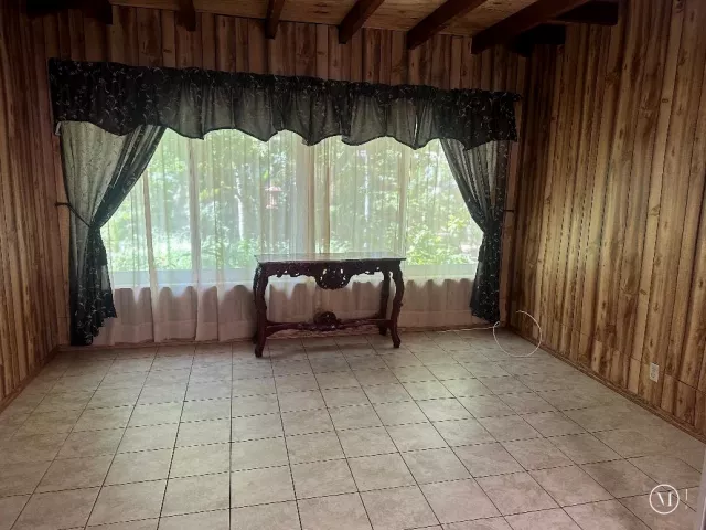 Продажа дома по адресу 1631 NE 157th Terrace - фото 9357626