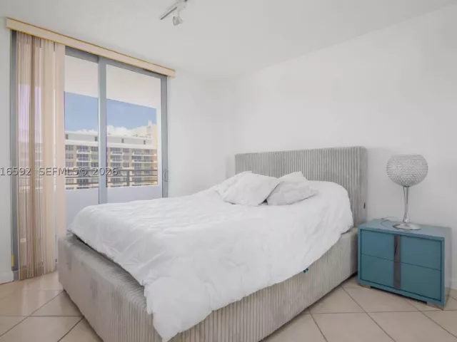 Квартира в аренду номер14U - фото 9132396