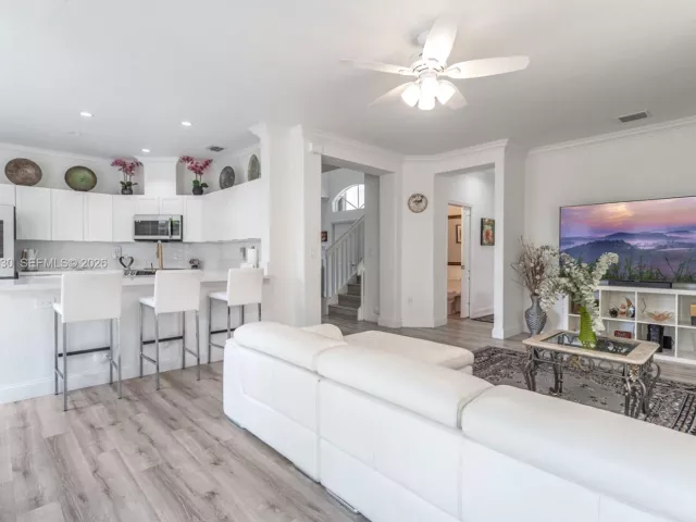 Продажа дома по адресу 1733 SW 151st Pl - фото 7673358