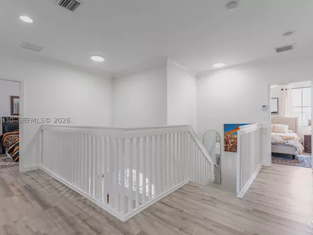 Продажа дома по адресу 1733 SW 151st Pl - фото 9129141