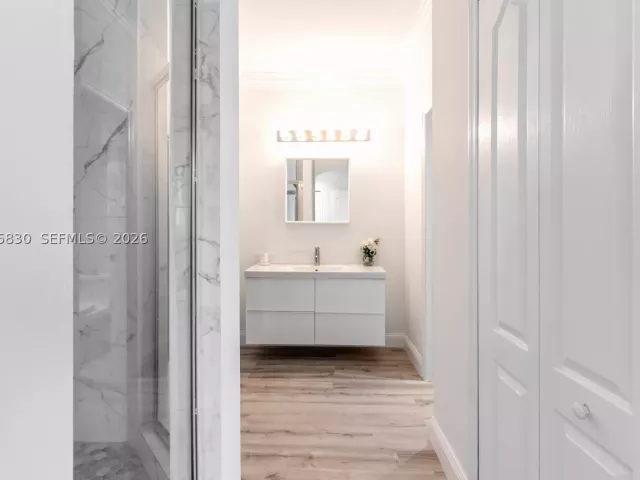 Продажа дома по адресу 1733 SW 151st Pl - фото 9129149
