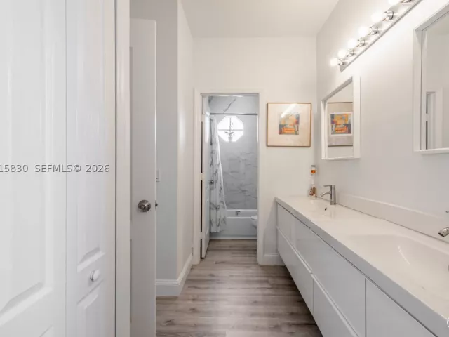 Продажа дома по адресу 1733 SW 151st Pl - фото 9129158