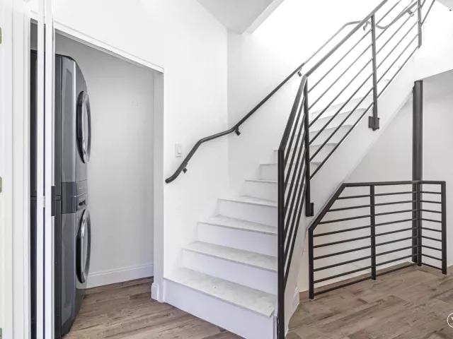 Продажа дома по адресу 361 Jefferson Avenue 1 - фото 9232962
