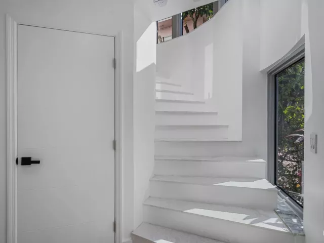 Продажа дома по адресу 361 Jefferson Avenue 1 - фото 9232996