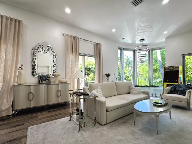 Продажа дома по адресу 361 Jefferson Avenue 1 - фото 9232953