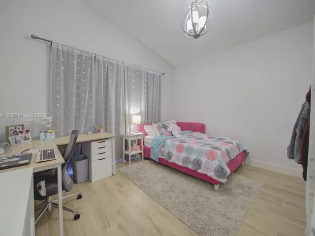 Продажа дома по адресу 16415 SW 1st Ct - фото 7660340