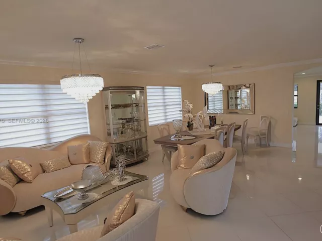 Продажа дома по адресу 8925 NW 99th Ave - фото 7659077