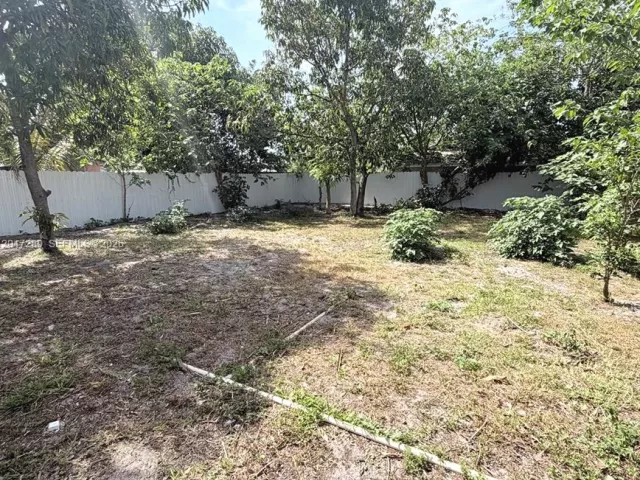 Продажа дома по адресу 850 NW 113th St - фото 7661385