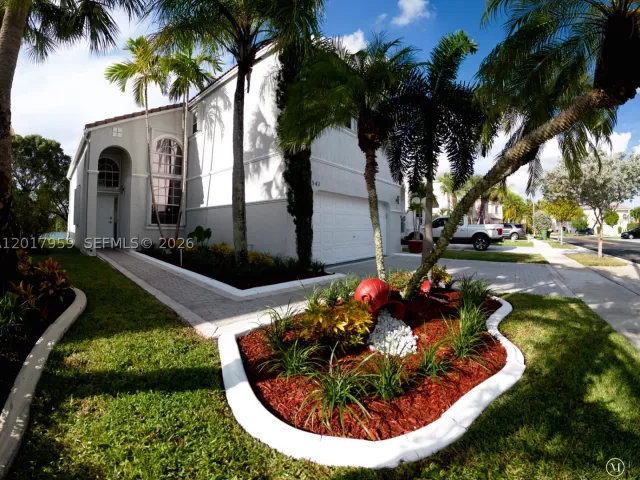 Продажа дома по адресу 15341 NW 4 ST - фото 8897182