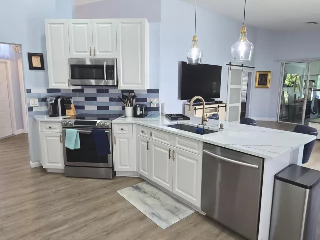 Продажа дома по адресу 3963 Redondo Court - фото 9240123