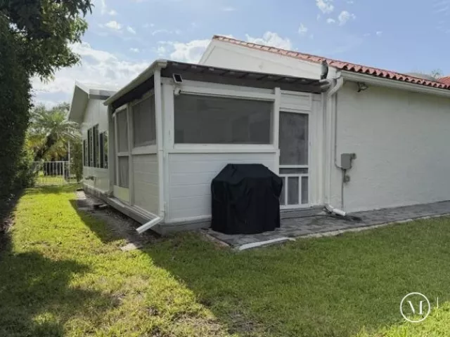 Продажа дома по адресу 3963 Redondo Court - фото 9240116