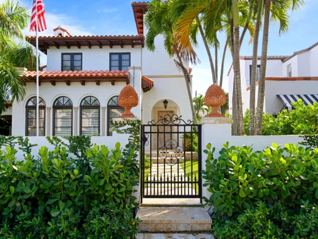 Продажа дома по адресу 112 Roosevelt Place - фото 9041501