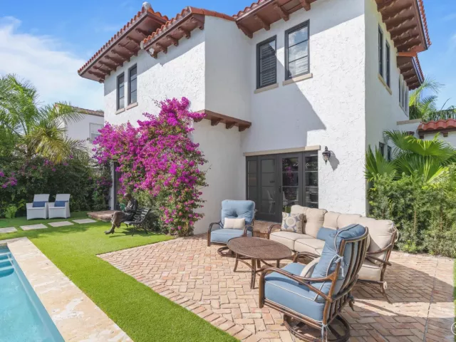 Продажа дома по адресу 112 Roosevelt Place - фото 9041603