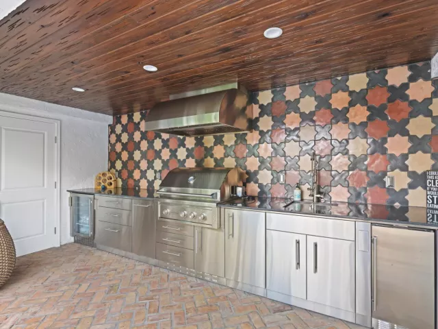Продажа дома по адресу 112 Roosevelt Place - фото 9041620