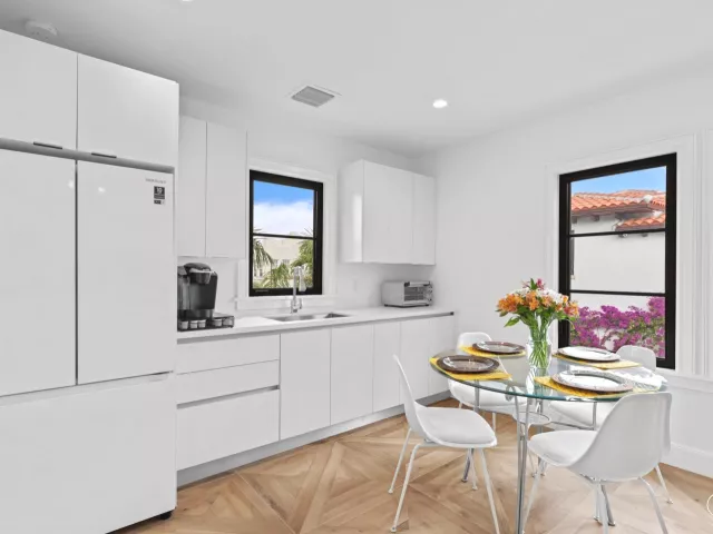Продажа дома по адресу 112 Roosevelt Place - фото 9041681