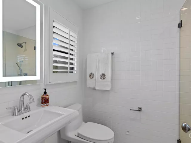 Продажа дома по адресу 112 Roosevelt Place - фото 9041682