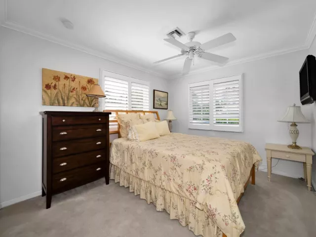 Продажа дома по адресу 5400 N Ocean Boulevard 32 - фото 8037656