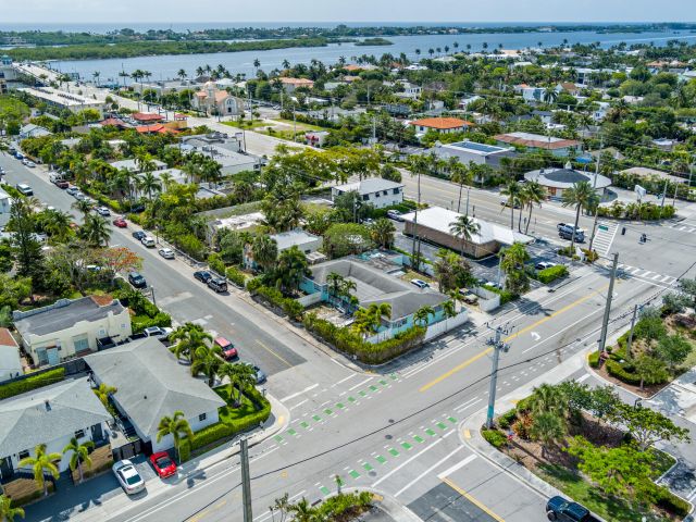 Продажа дома по адресу 258 Conniston Road - фото 8458123