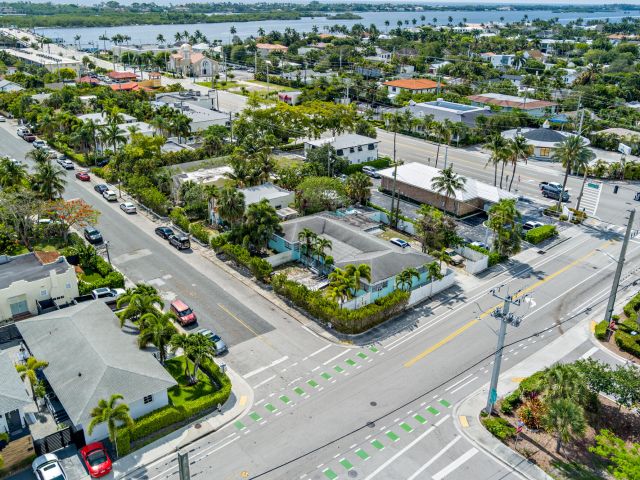 Продажа дома по адресу 258 Conniston Road - фото 8458963