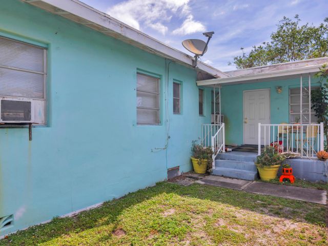 Продажа дома по адресу 258 Conniston Road - фото 8459034
