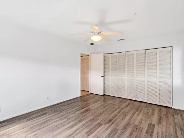 Продажа дома по адресу 201 Del Rio Boulevard - фото 9039244