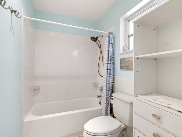 Продажа дома по адресу 201 Del Rio Boulevard - фото 9039246