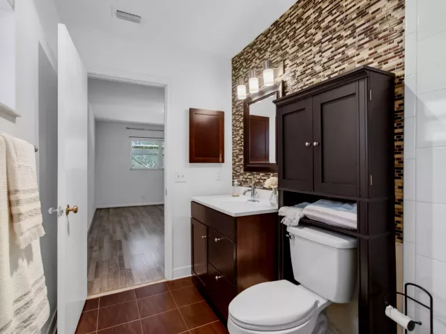 Продажа дома по адресу 201 Del Rio Boulevard - фото 9039255