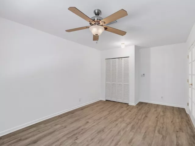 Продажа дома по адресу 201 Del Rio Boulevard - фото 9039259
