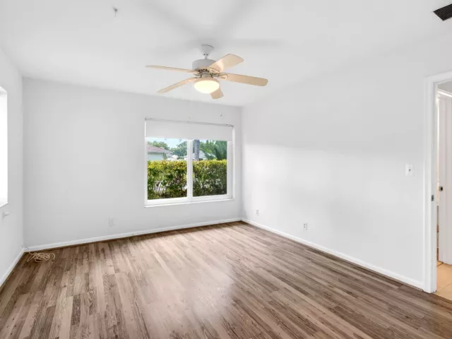 Продажа дома по адресу 201 Del Rio Boulevard - фото 9039262