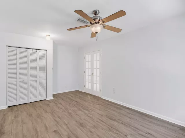 Продажа дома по адресу 201 Del Rio Boulevard - фото 9039264