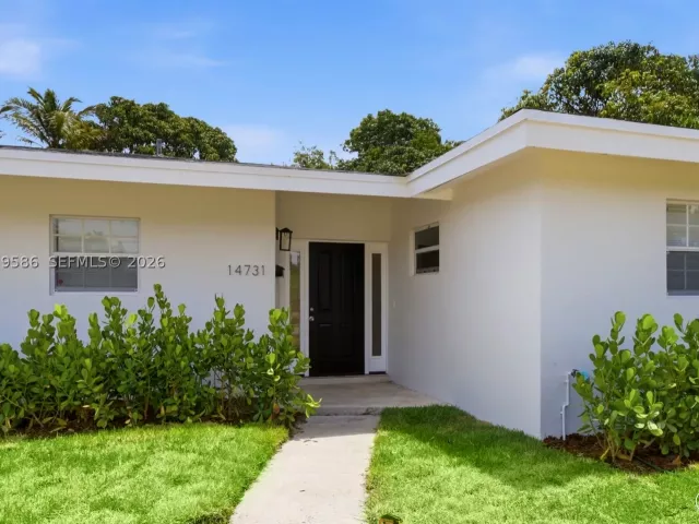 Продажа дома по адресу 14731 NE 8th Ct - фото 8924733