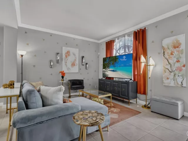Продажа дома по адресу 3620 E HAMILTON Key - фото 9476019