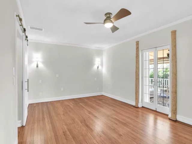 Продажа дома по адресу 3216 Karen Drive - фото 9380964